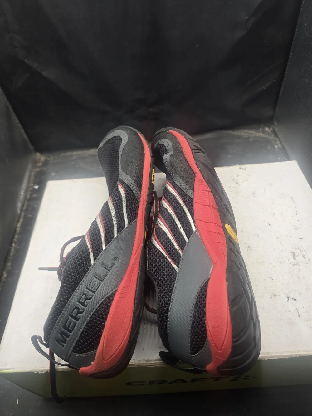 Merrell Men's Black and Red Athletic Shoes